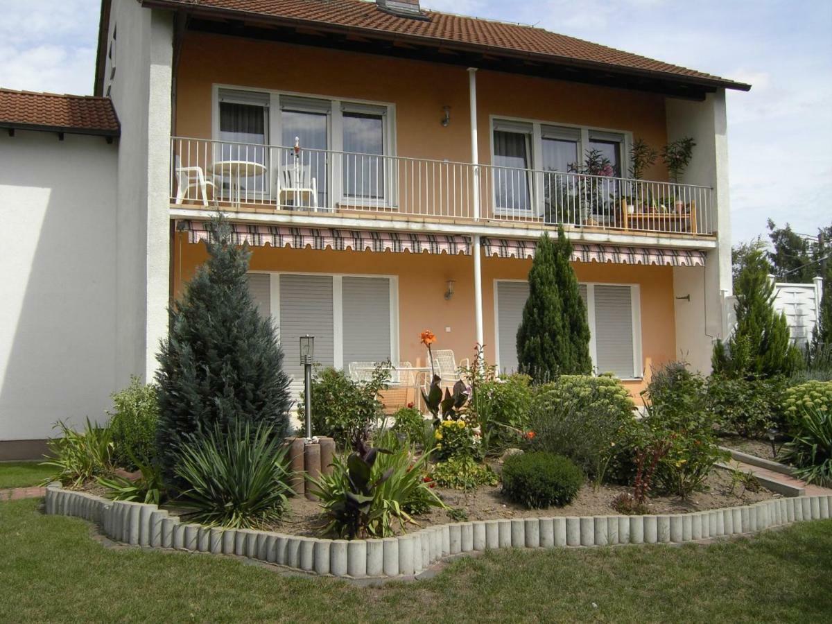 Hegenauer Apartment *